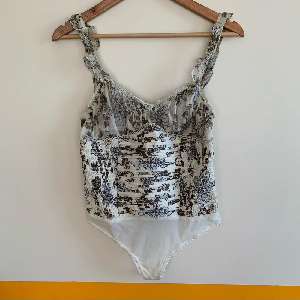 free people WEEKEND PLANS bodysuit . - Picture 6 of 9